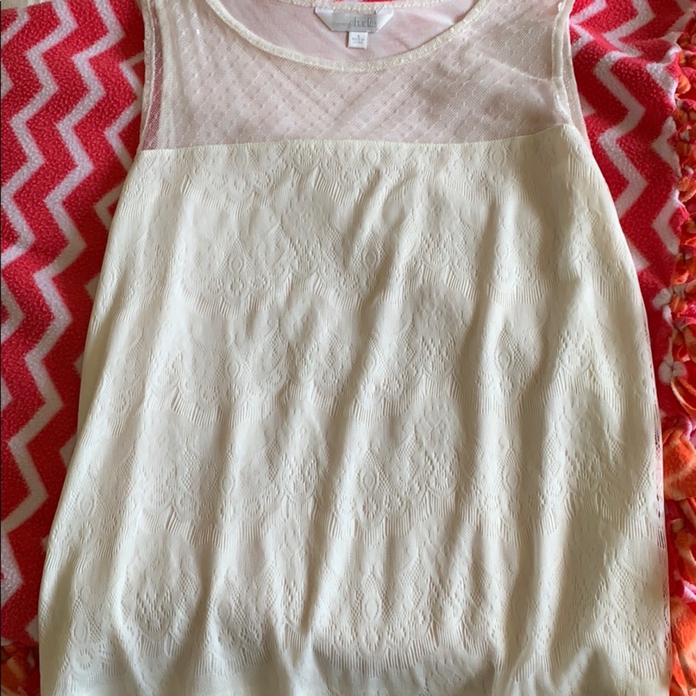 White lace tank top